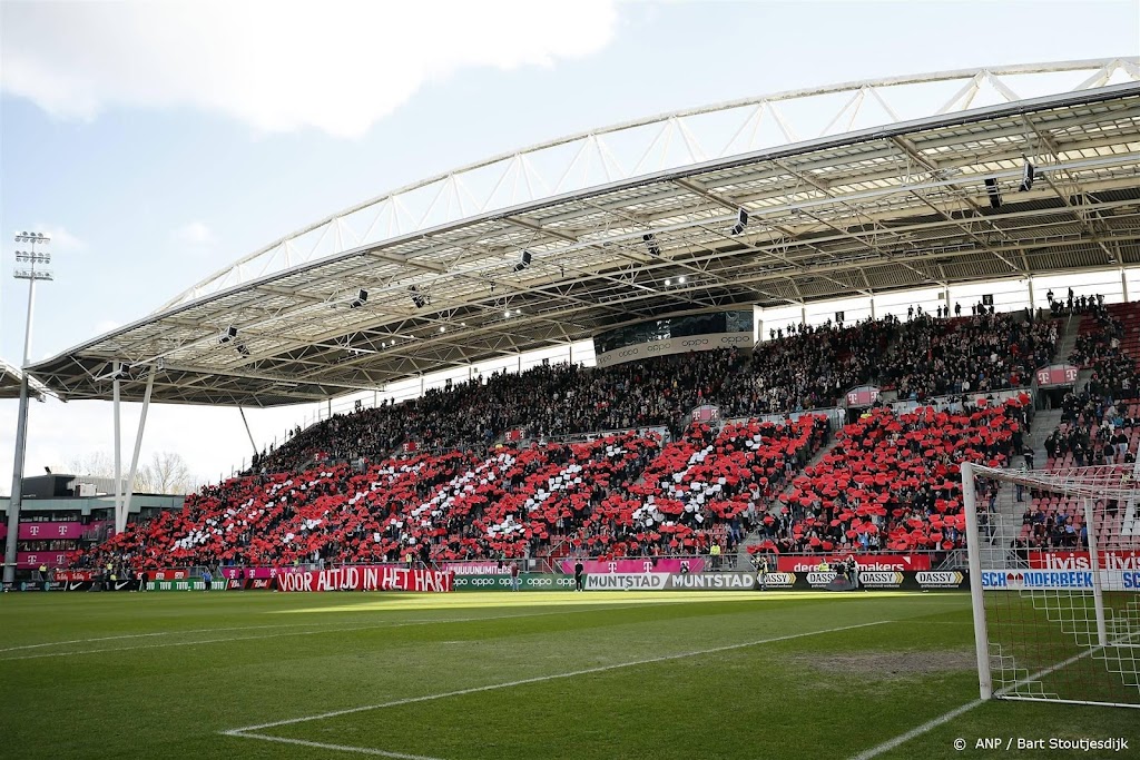 FC Utrecht gaat bekritiseerd veld in Galgenwaard vervangen