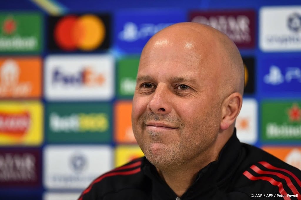 Liverpool-trainer Slot geeft hoop op vervolg in CL niet op