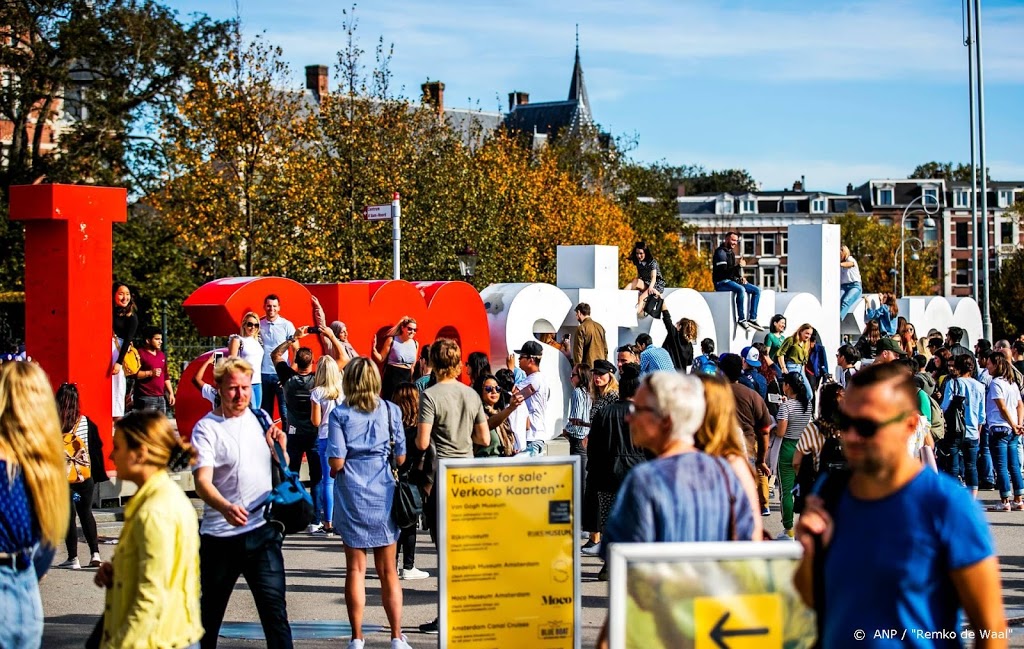 FVD Amsterdam wil toeristen terug om economie te helpen