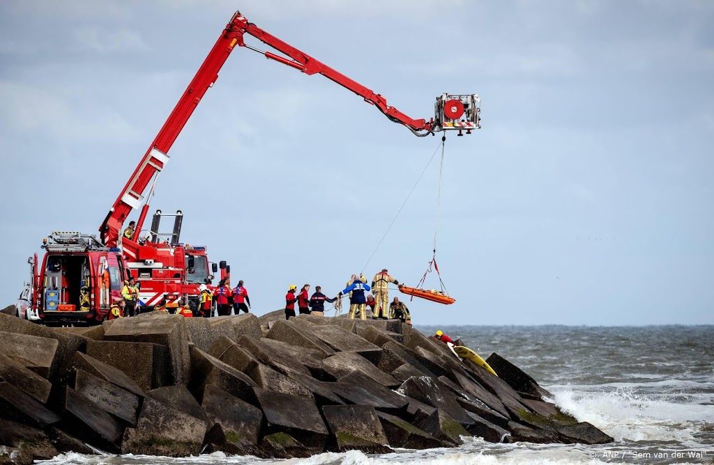 Lichaam vijfde surfer niet gevonden, zoektocht donderdag verder