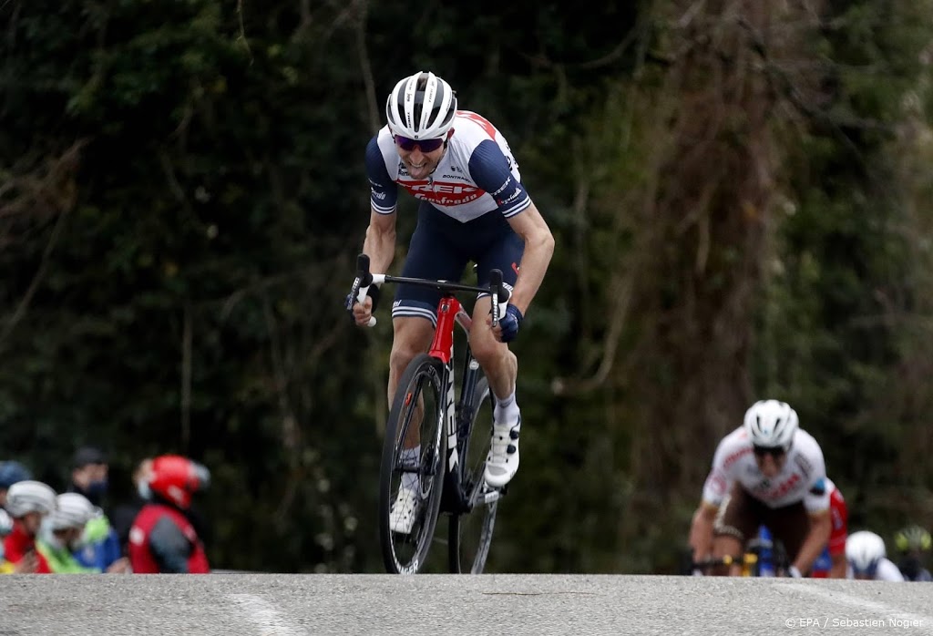 Het beste was eraf bij Mollema na lange achtervolging in Giro