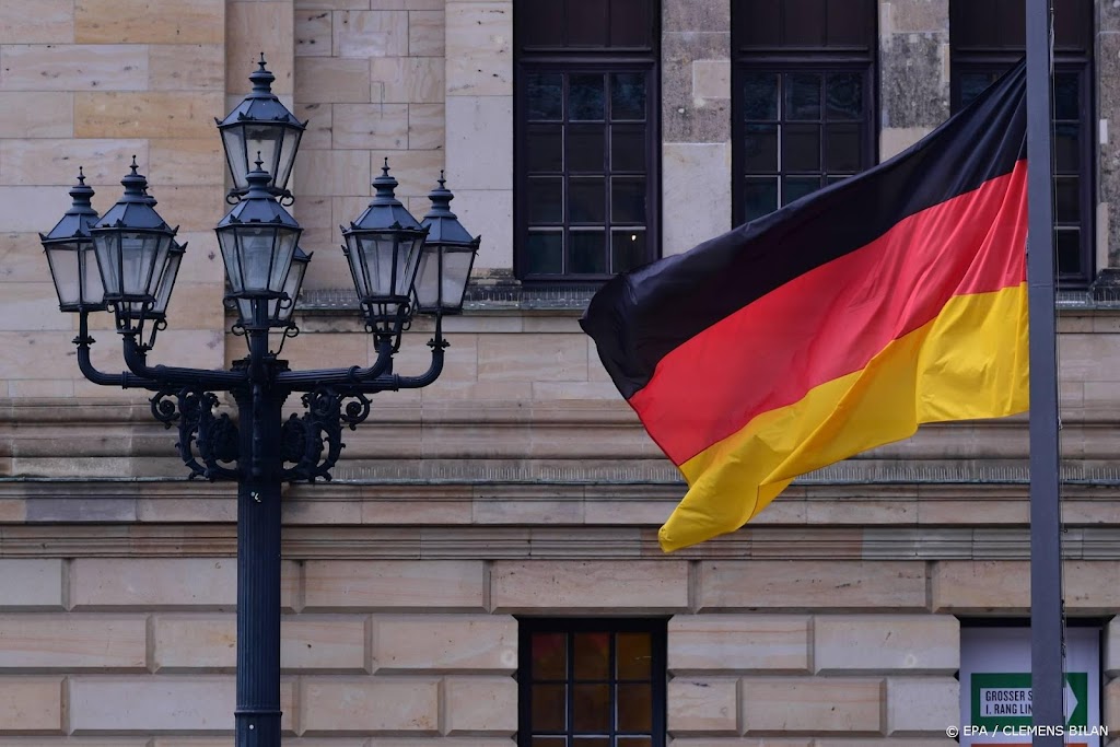 Honderden Duitse veiligheidsmensen hebben band met extreemrechts