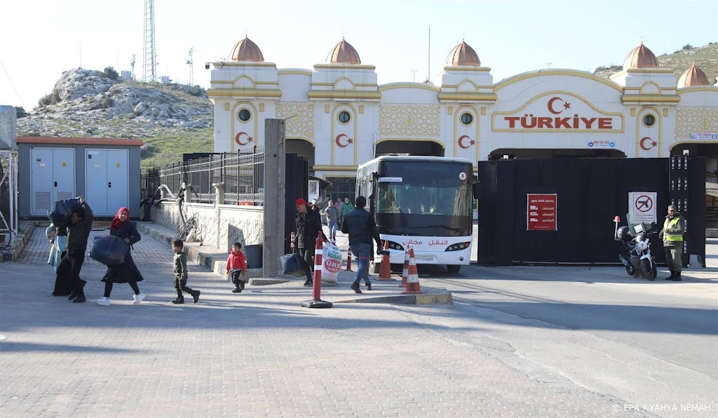 Grensovergangen tussen Turkije en Syrië langer open voor VN