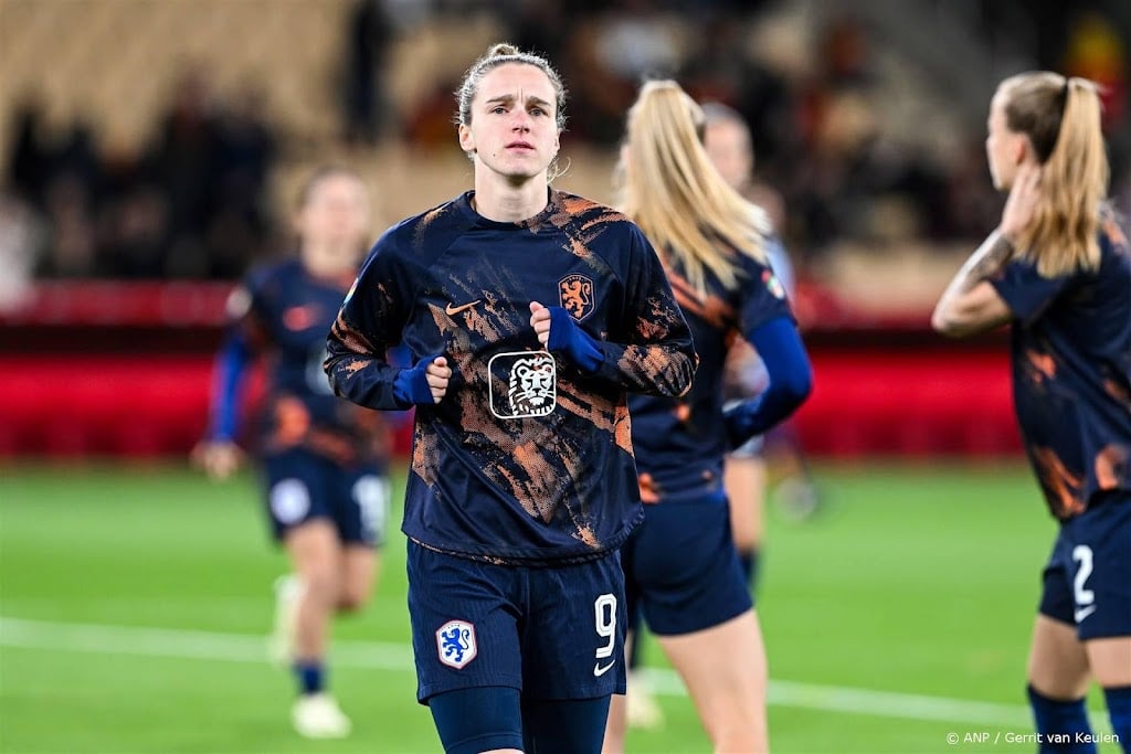 Oranje-international Miedema na zeven jaar weg bij Arsenal