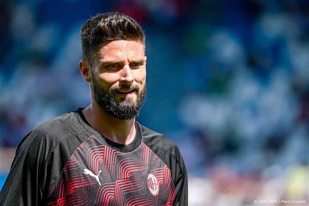 Spits Giroud vertrekt na drie seizoenen bij AC Milan