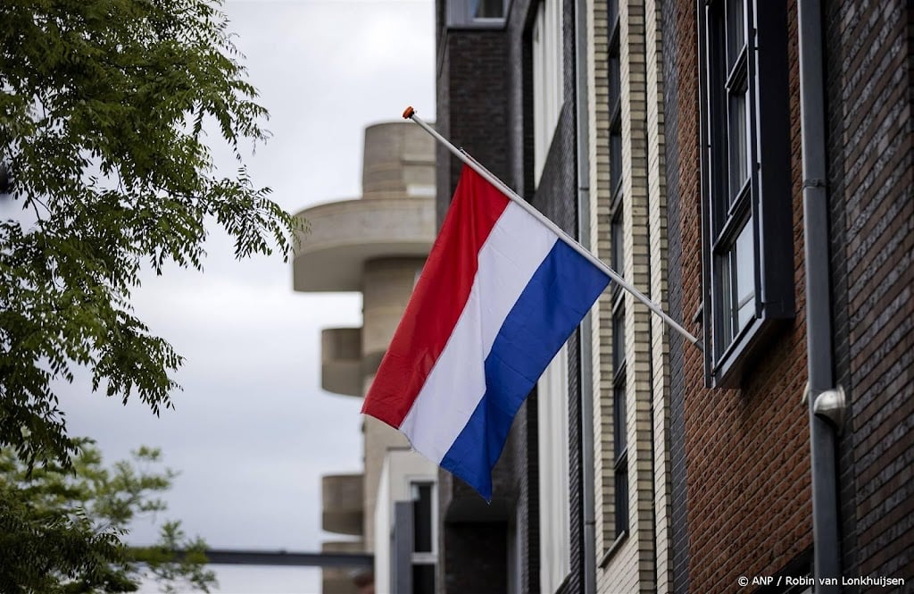 Burgemeester: Enschede sterker dan ooit verbonden na vuurwerkramp