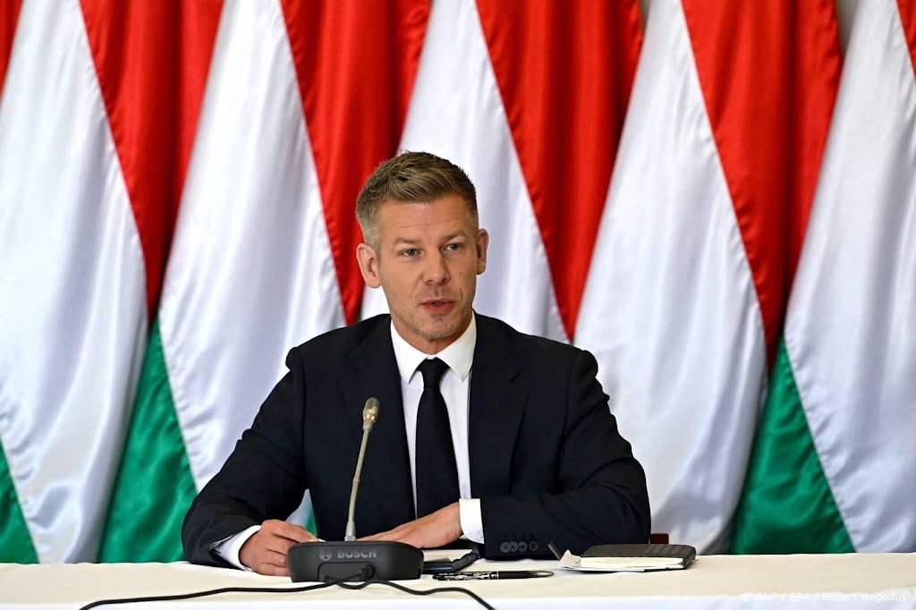Hongarije ontbiedt Russische ambassadeur om aanval op Oekraïne