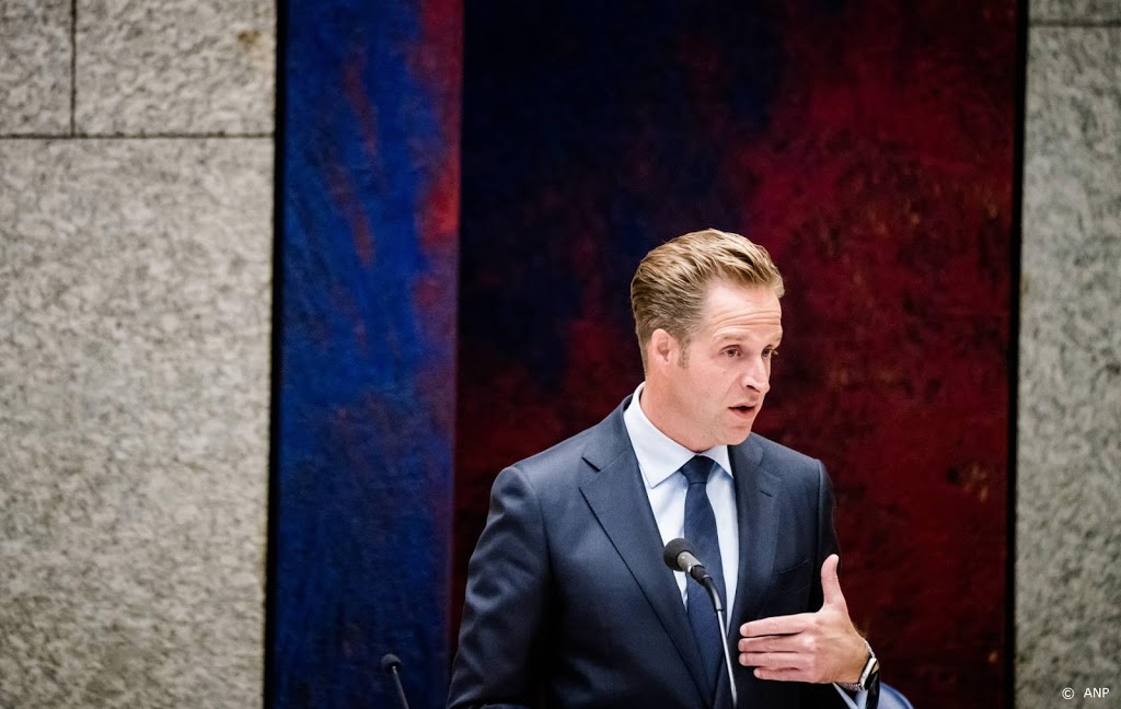De Jonge: zorgstelsel moet centraal gestuurd blijven