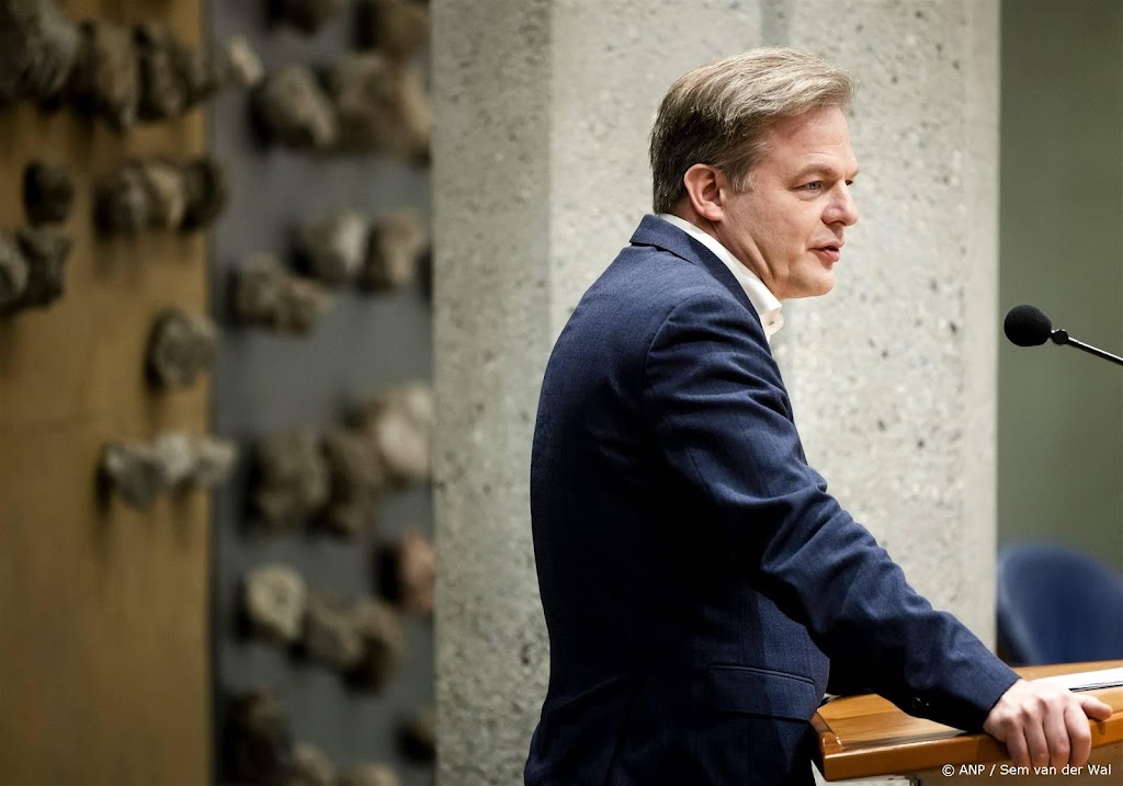 Omtzigt: pijnlijk dat staatssecretaris Toeslagen nog nodig is