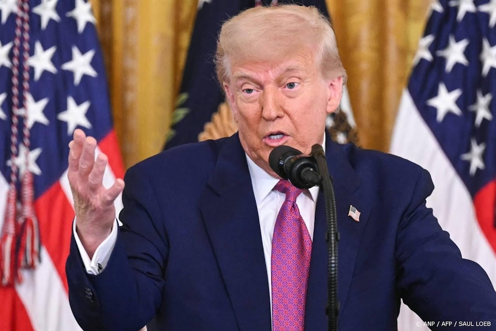 Trump: Iran moet deal sluiten voordat er niets meer van over is