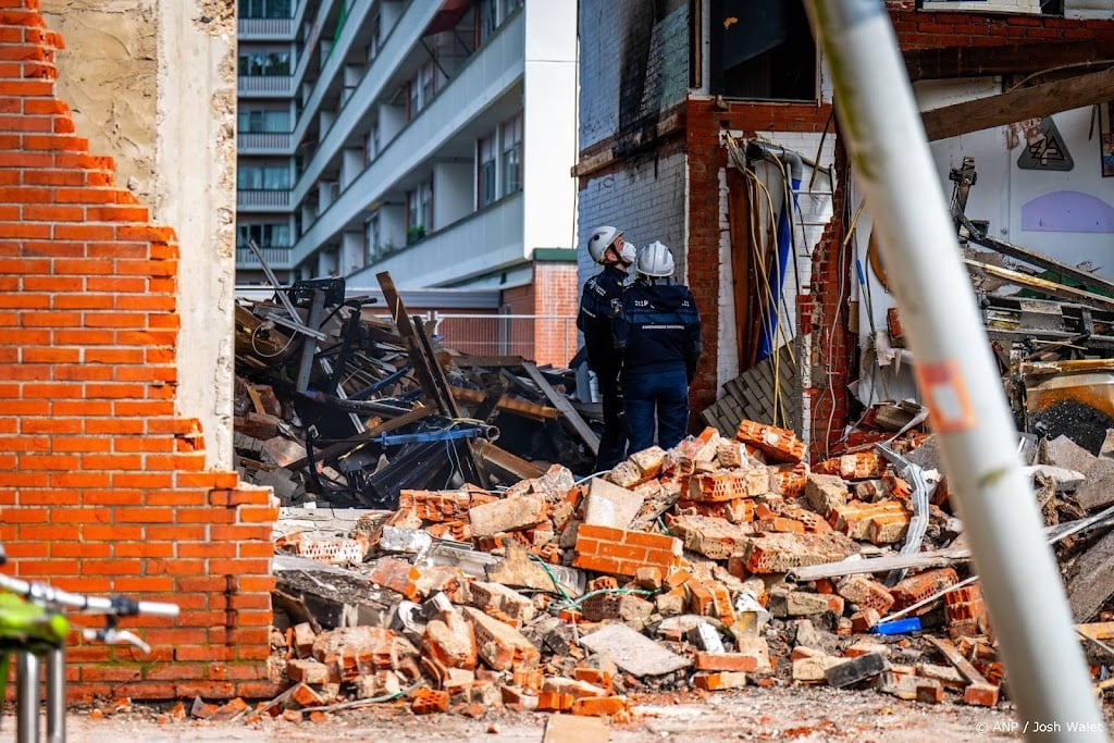 Politie begonnen met forensisch onderzoek na explosie Amsterdam