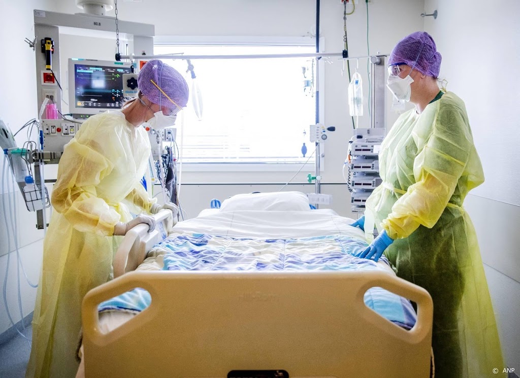 Minder coronapatiënten opgenomen in ziekenhuizen