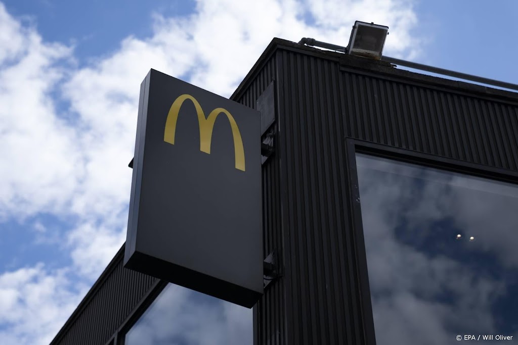 McDonald's maakt terrassen rookvrij
