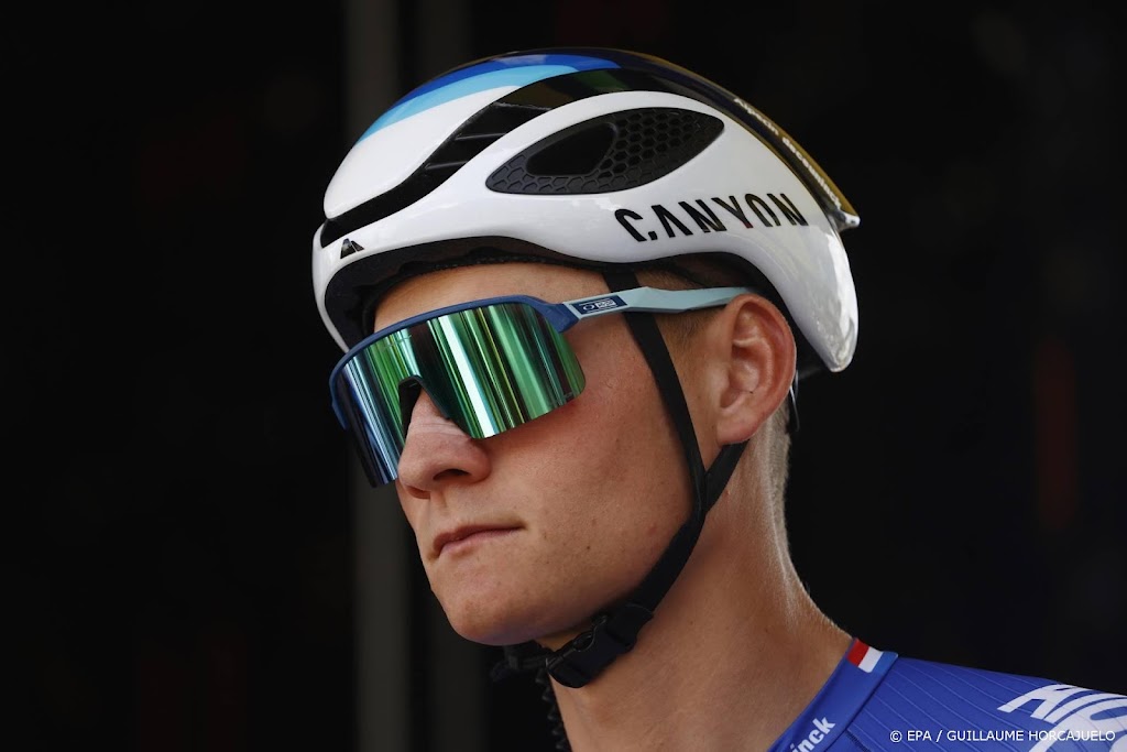 Van der Poel stapt af in elfde etappe Tour de France