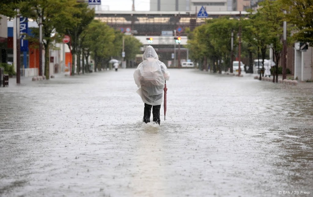 Honderdduizenden Japanners verzocht huis te verlaten om regen