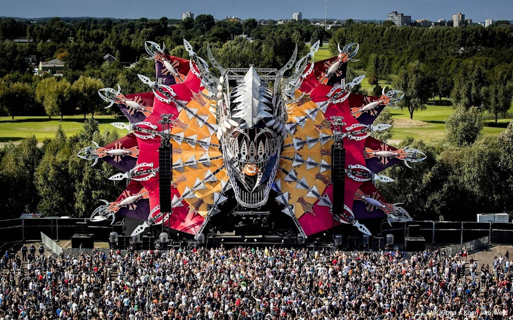 ID&T: wel volle voetbalstadions en F1, maar geen festivals?