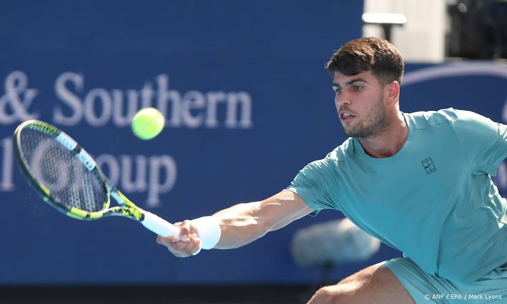 Tennisser Alcaraz bereikt vierde ronde in Cincinnati