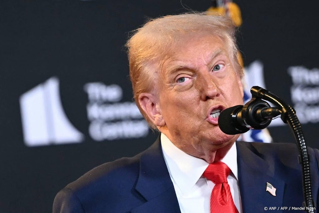 Trump wil na goed gesprek met Poetin 'vrijwel meteen' vervolg