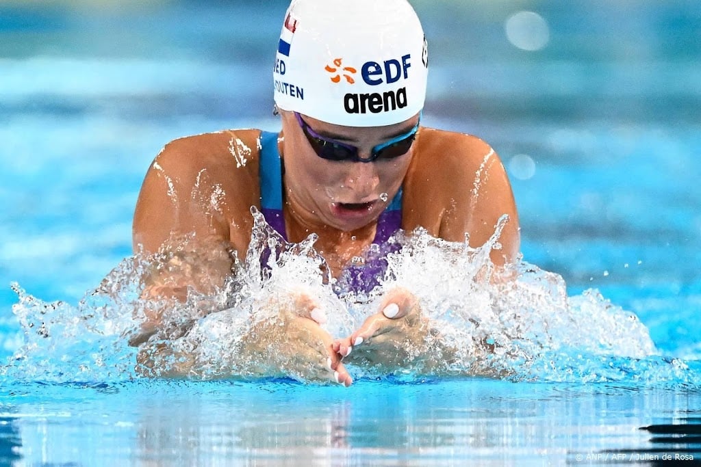 Zwemster Schouten op EK naar halve finales 200 meter schoolslag