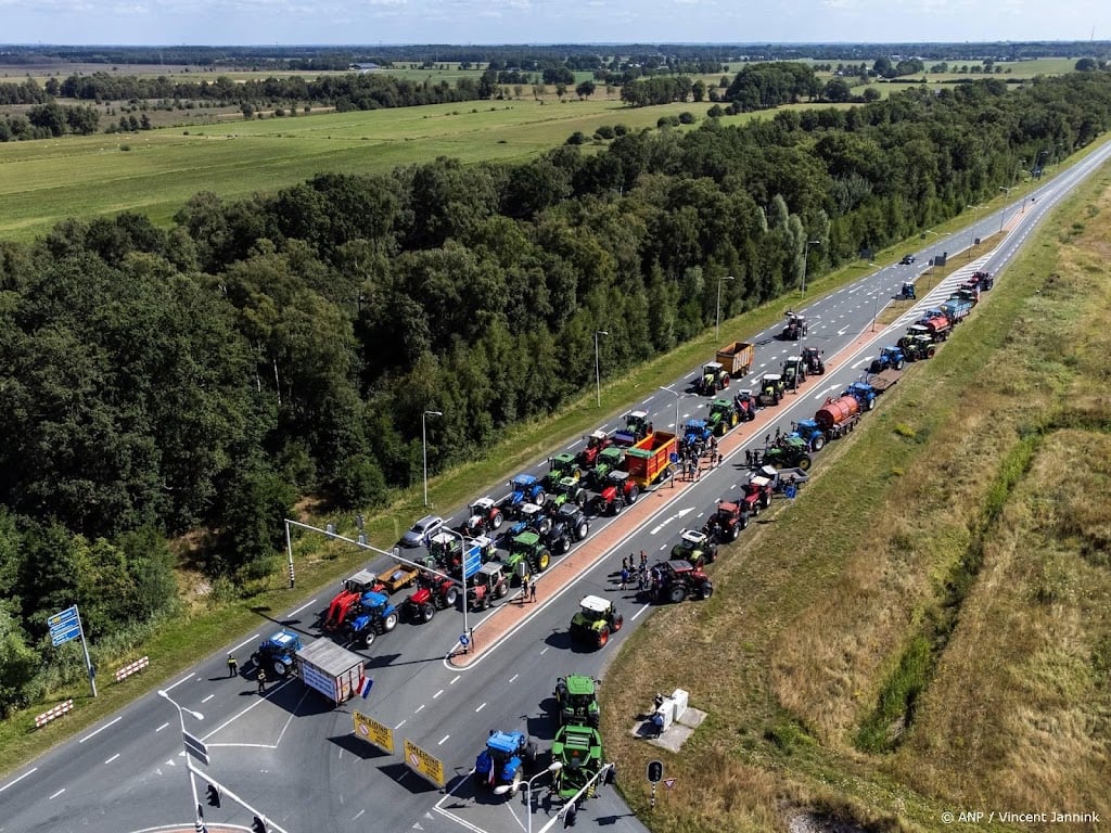 Politie gaat niet optreden tegen boerentrekkers op de snelweg