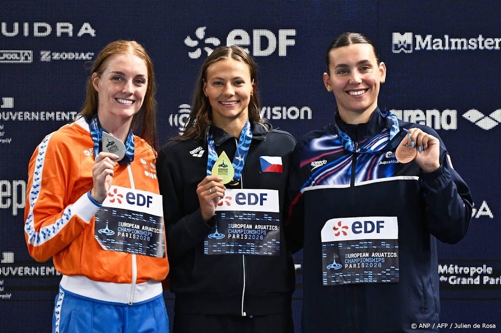 Steenbergen pakt met zilver op 200 vrij volgende EK-medaille