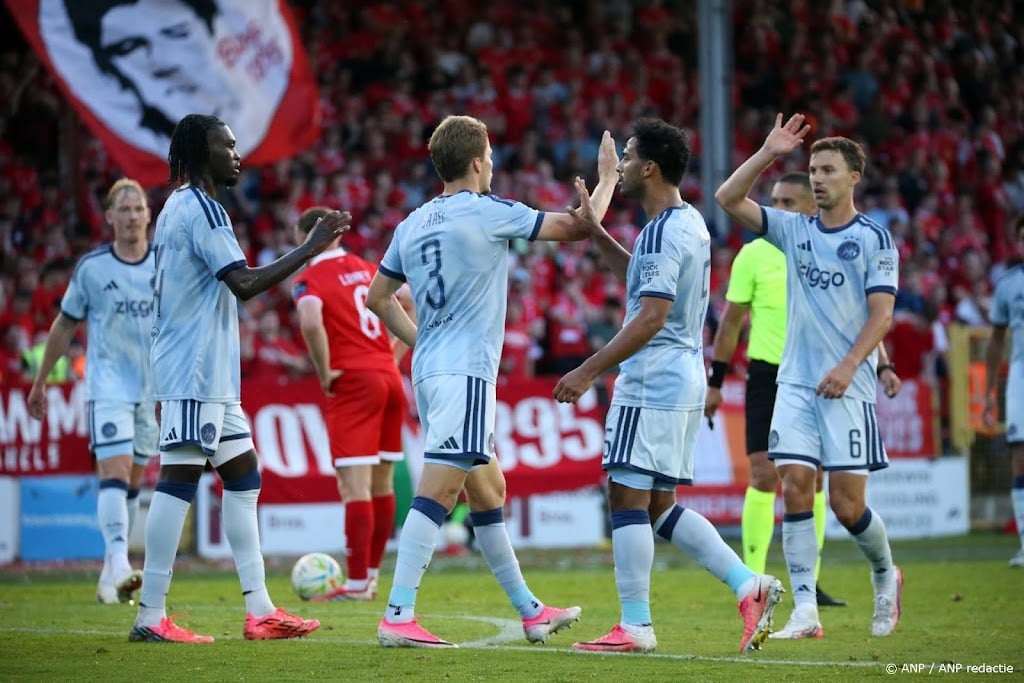 Ajax na gelijkspel tegen Shelbourne naar play-offs tegen Sion  