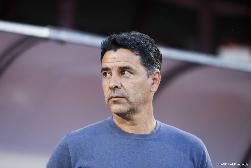 Coach Míchel ziet Ajax te veel duels verliezen tegen Shelbourne