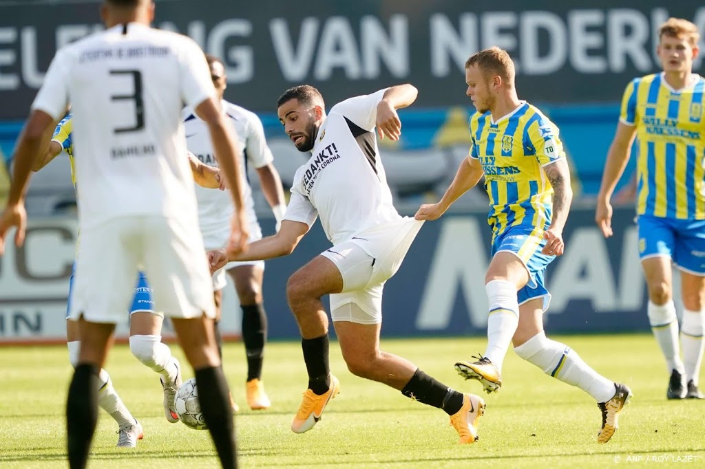 Vitesse start seizoen met uitzege bij RKC Waalwijk: 0-1