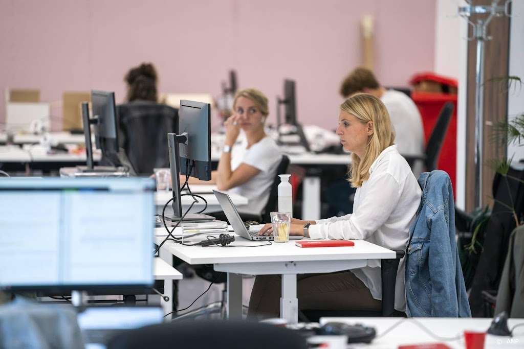 Werkgevers: voordelen uit lessen rond thuiswerken behouden