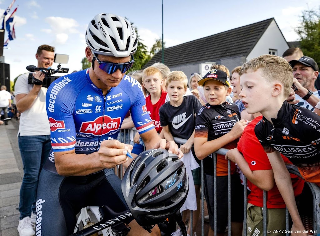Van der Poel koerst voor vertrek naar WK nog in Wallonië