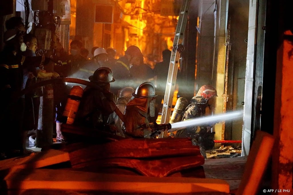 Tientallen doden na brand in flatgebouw in Vietnamese stad Hanoi
