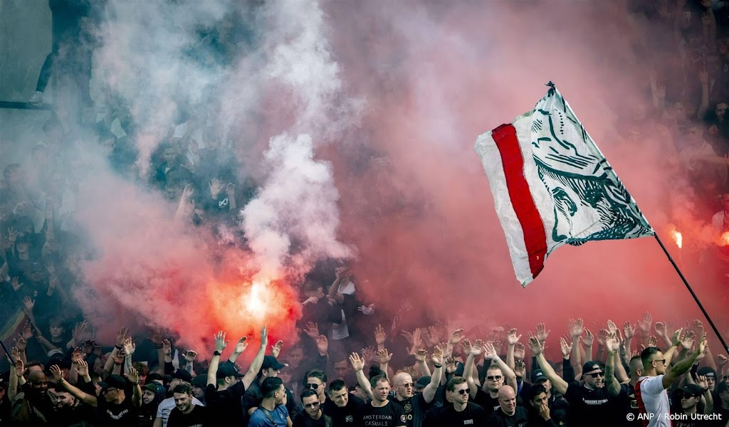 Wel politie beschikbaar voor demonstratie van Ajax-supporters