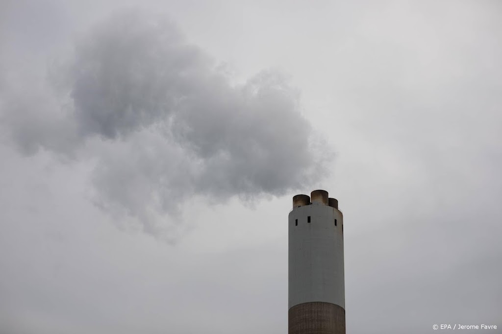 Recordprijs steenkool China door krappe toevoer na overstromingen