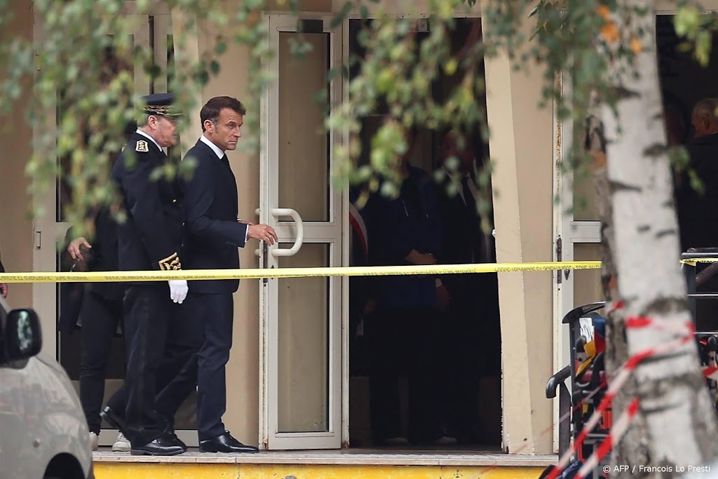 Macron: aanval op school Arras was barbaars islamitisch terrorisme