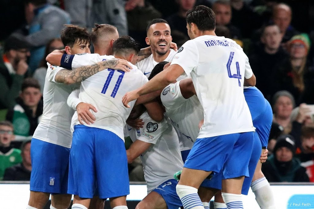 Griekenland wint in Ierland en neemt tweede plek over van Oranje