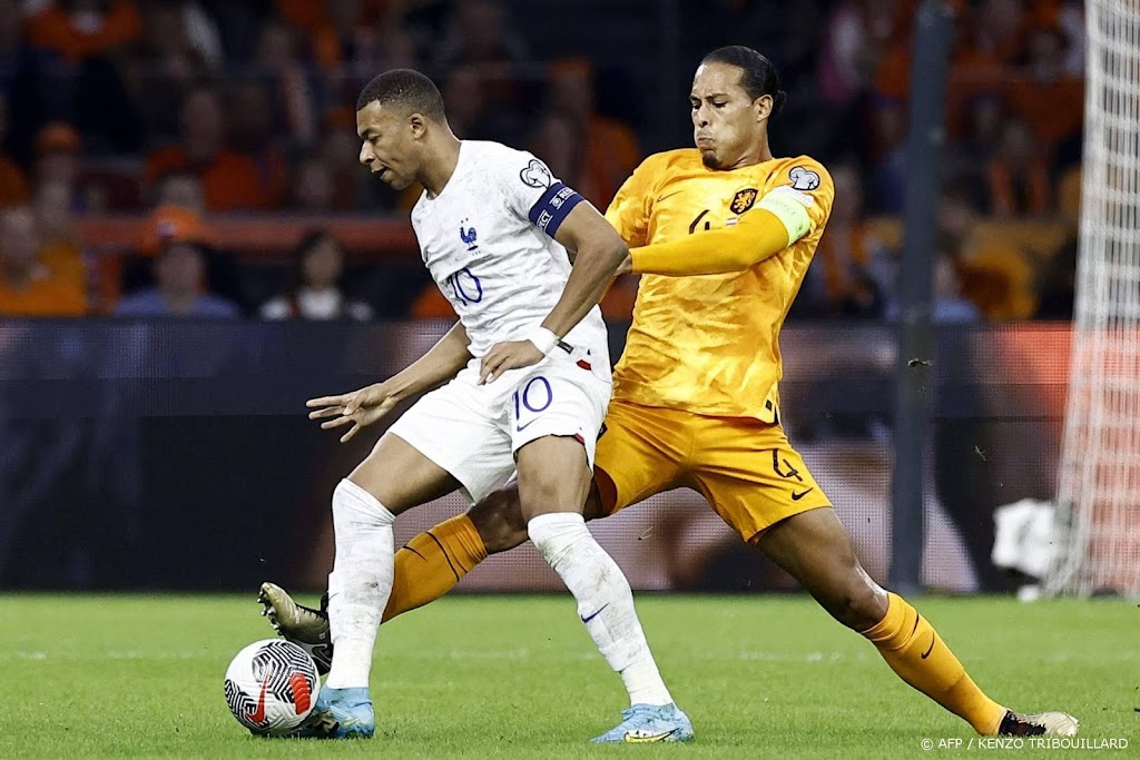 Aanvoerder Van Dijk had het gevoel dat er meer in zat voor Oranje