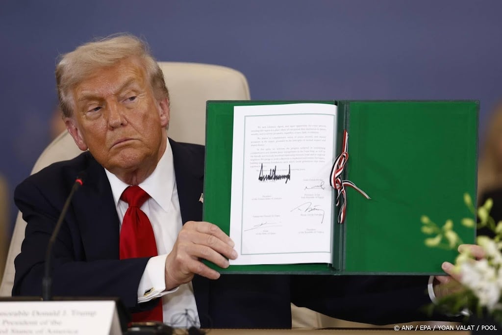 Trump spreekt van 'nieuwe dag' voor Gaza, na tekenen akkoord