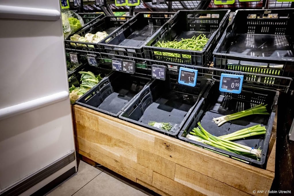 Albert Heijn gaat supermarkten dinsdag extra bevoorraden