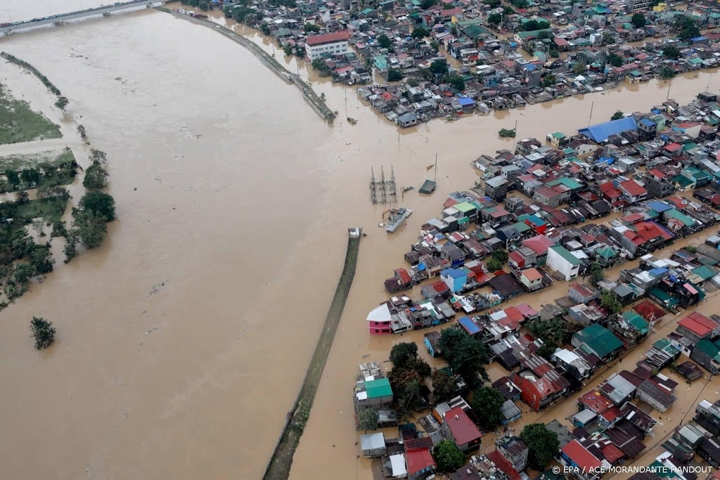 Dodental door tyfoon Vamco op Filipijnen loopt op