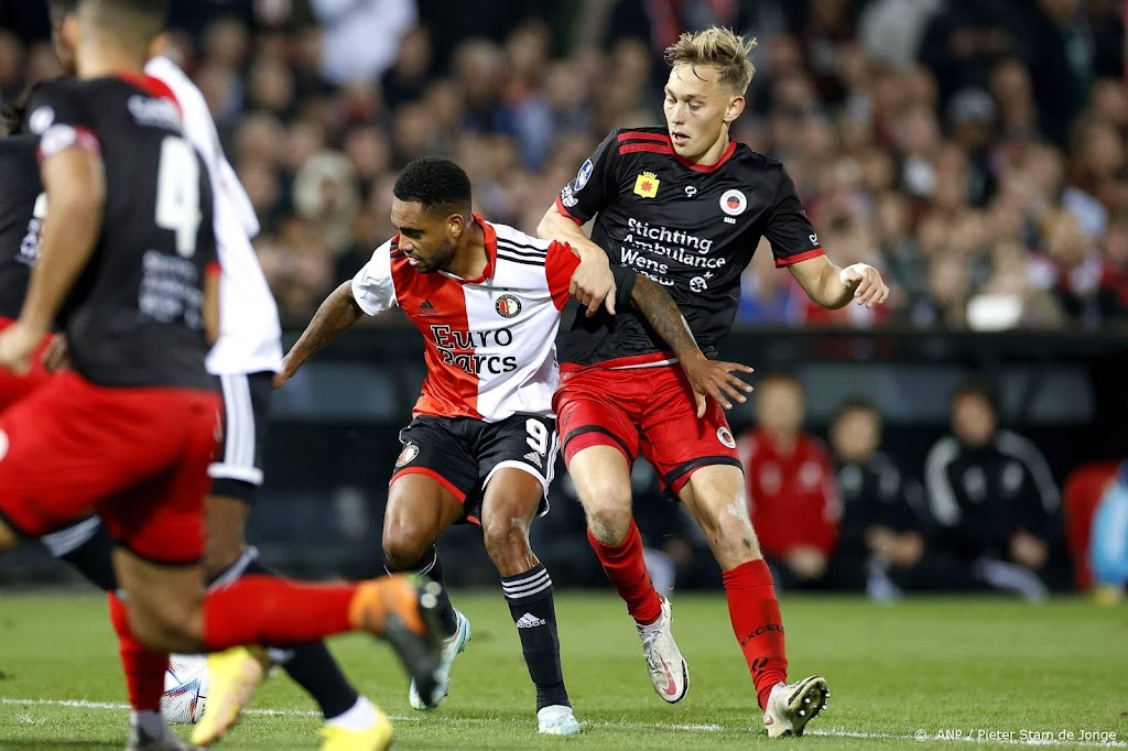 Feyenoord met 3 punten voorsprong op concurrentie winterstop in