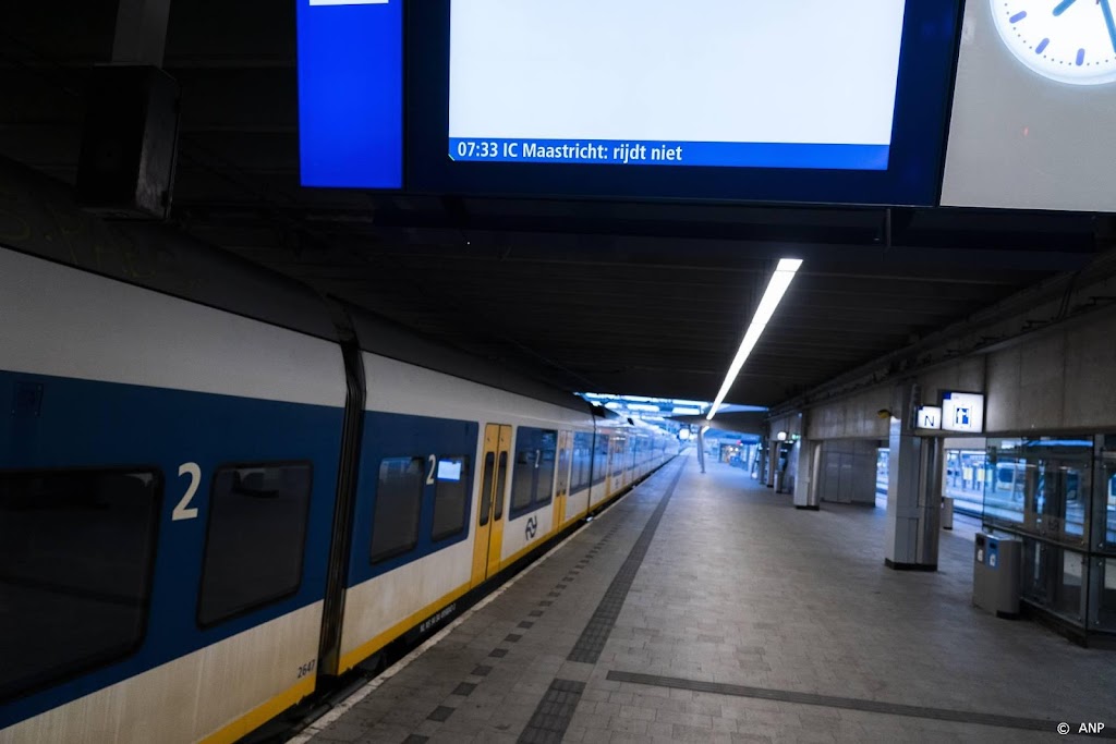 Treinverkeer bij Utrecht komt weer op gang na stroomstoring