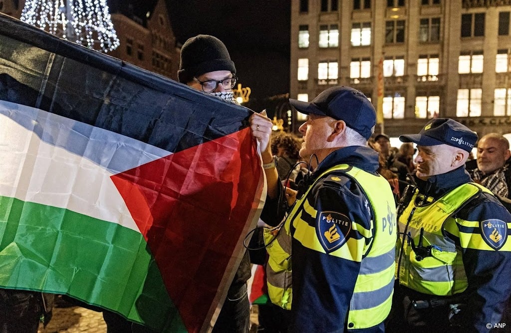 Toch demonstranten op Dam ondanks verbod voor die locatie