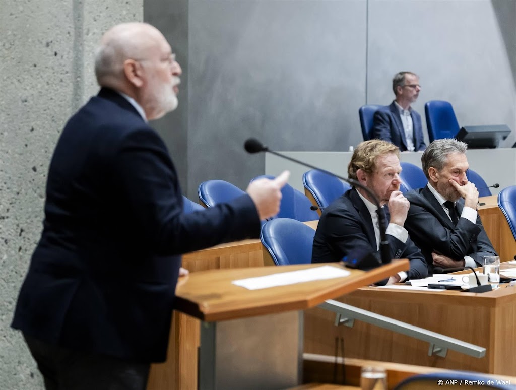 Timmermans wil dat kabinet 'jokkend' Israël aanspreekt