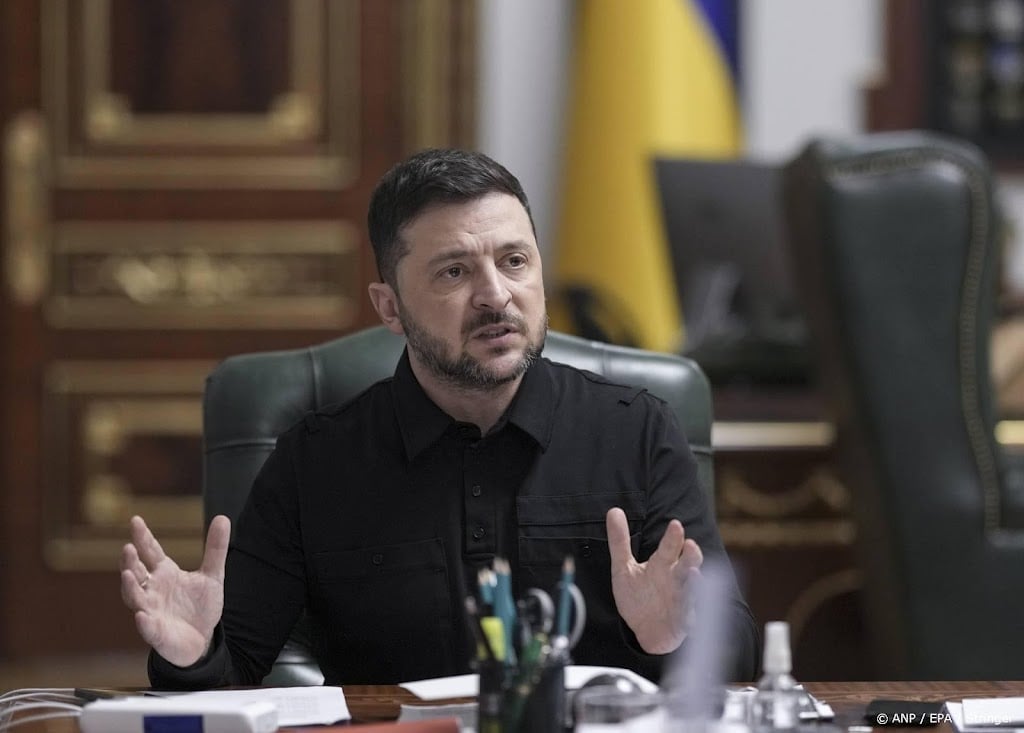 Zelensky legt oud-zakenpartner sancties op om corruptiezaak