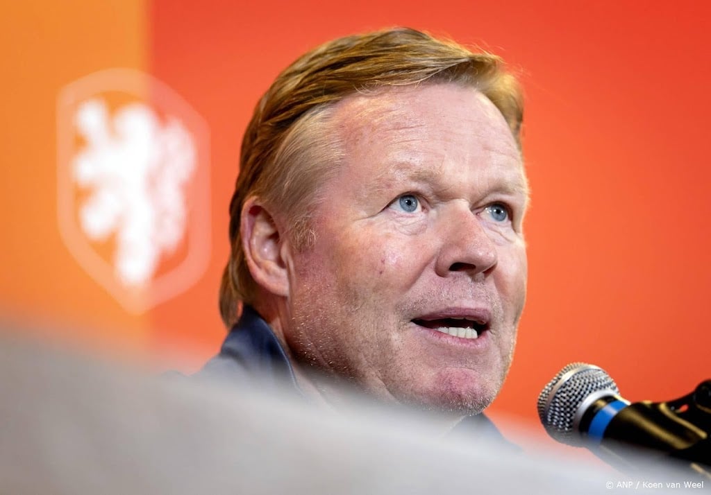 Koeman heeft goede eerste indruk van debutanten Emegha en Valente