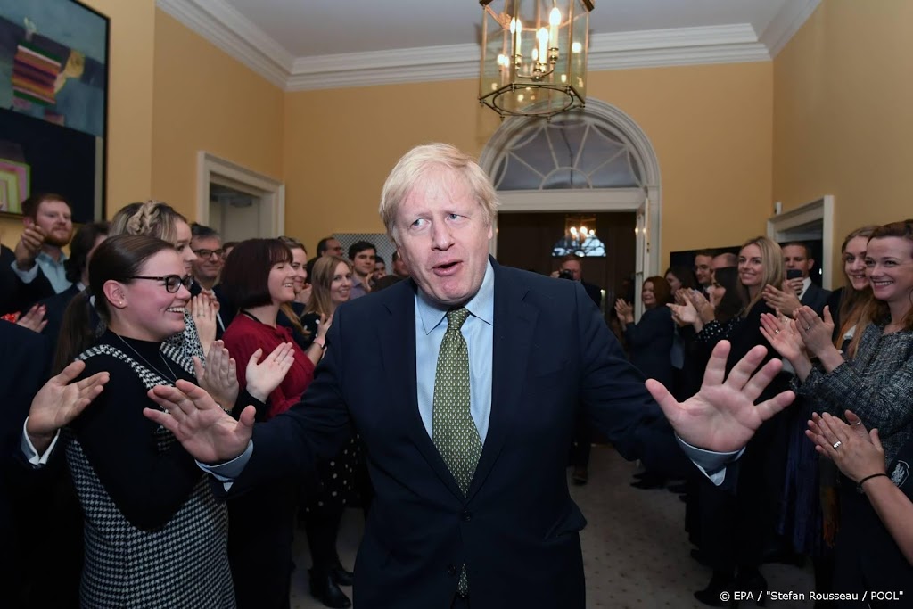 Ruime meerderheid Conservatieven met 365 zetels