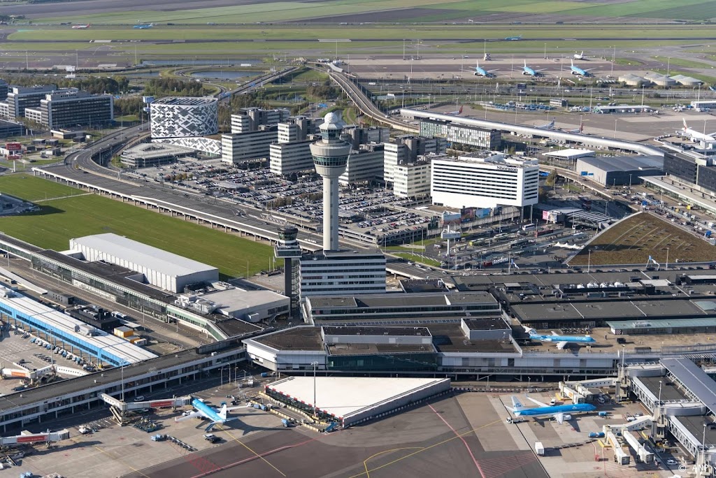 Schiphol verwerkte 3,1 miljoen passagiers in november 