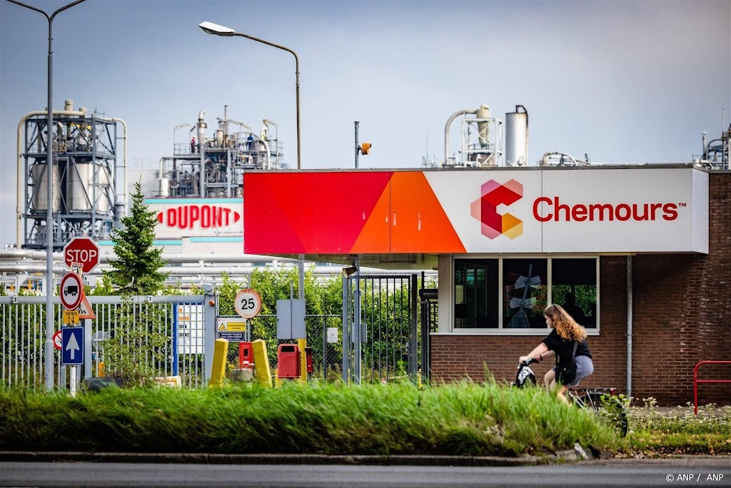 Zuid-Holland legt Chemours weer dwangsom op, nu voor uitstoot gas