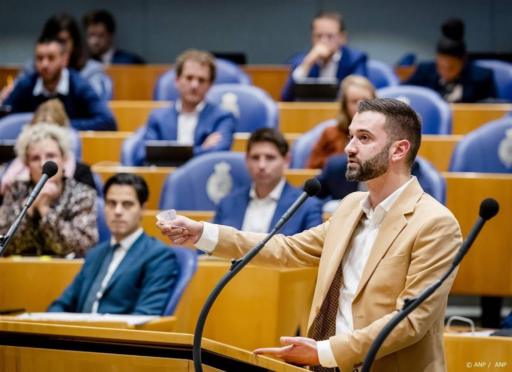 Van Baarle (DENK) vreest voor 'grote schoonmaak' door Wilders