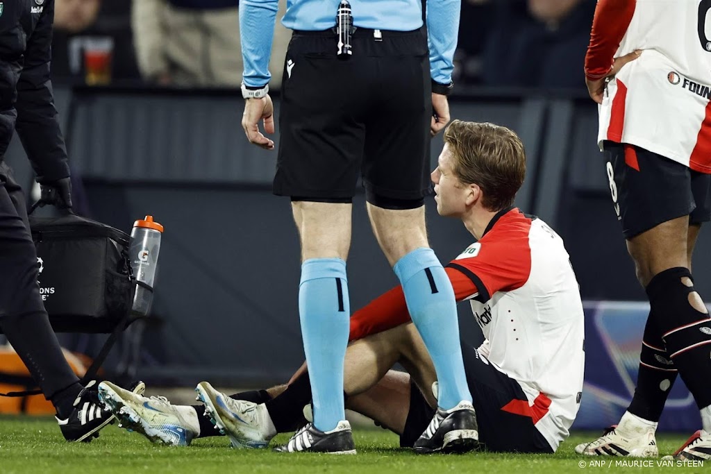 Feyenoord mist geblesseerde linksback Smal tegen Heracles